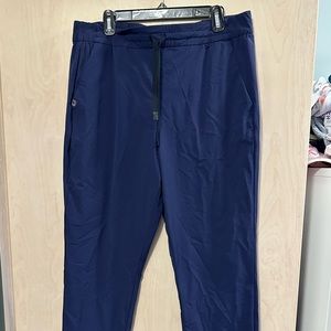 Women’s Fig technical pants.